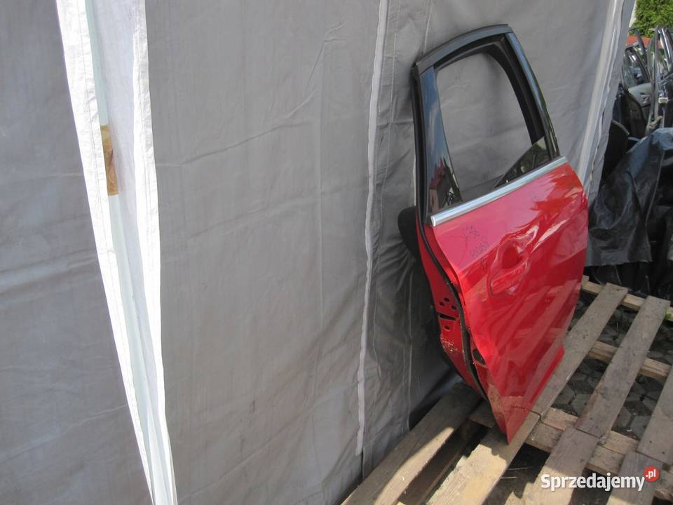 FORD FOCUS MK3 III 12r drzwi prawe tył kompletne świętokrzyskie