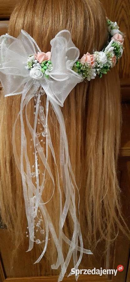 Wianek komunijny żywy z gipsówka brzoskwiniowy mazowieckie