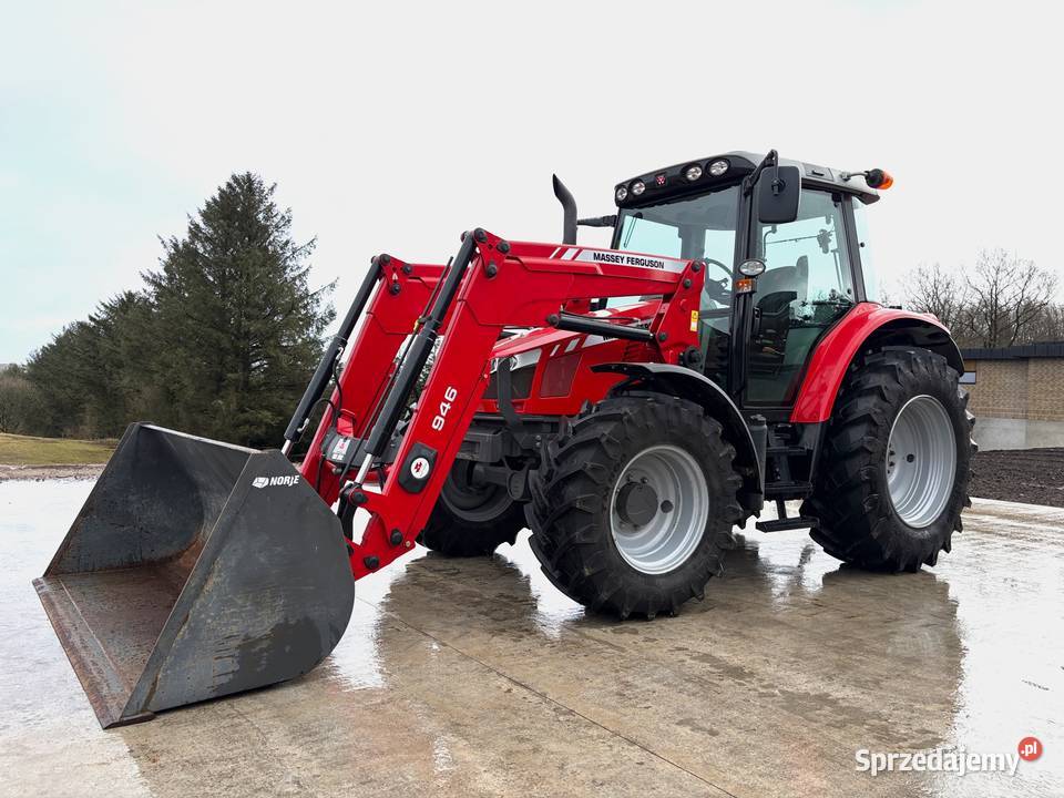 Ciągnik Massey Ferguson 5430 z ładowarką