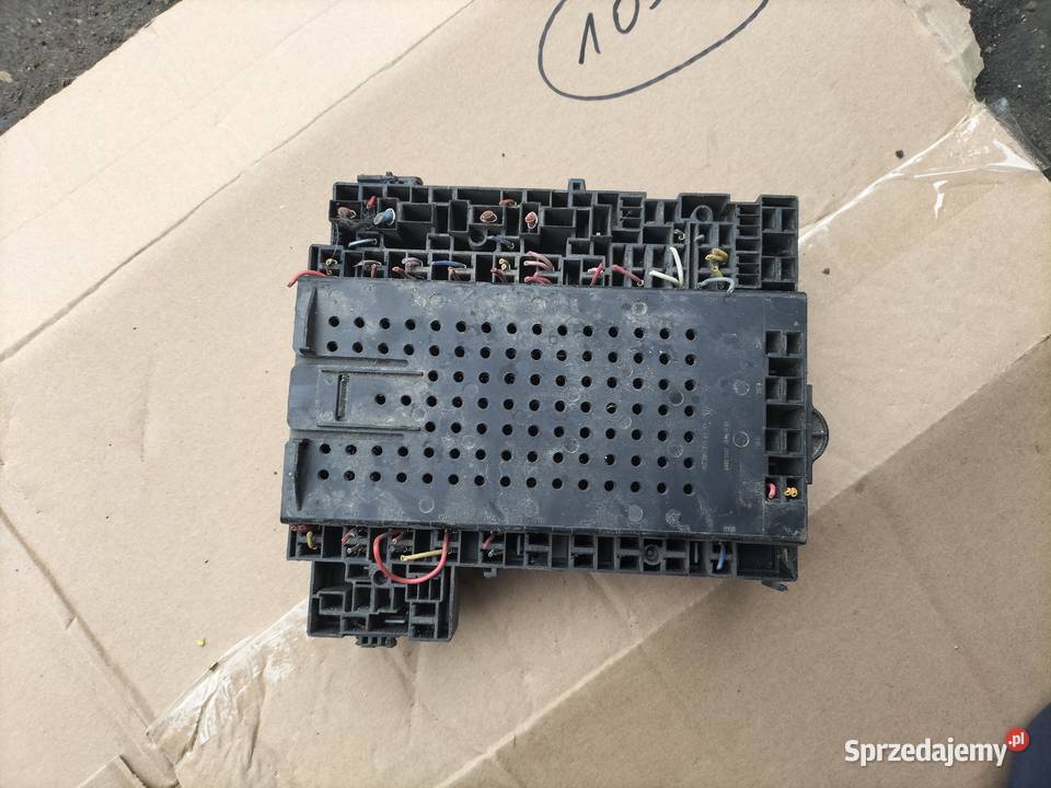 VOLVO V70 S60 S80 XC90 00W382 8645540 SKRZYNKA Kamień-Kolonia