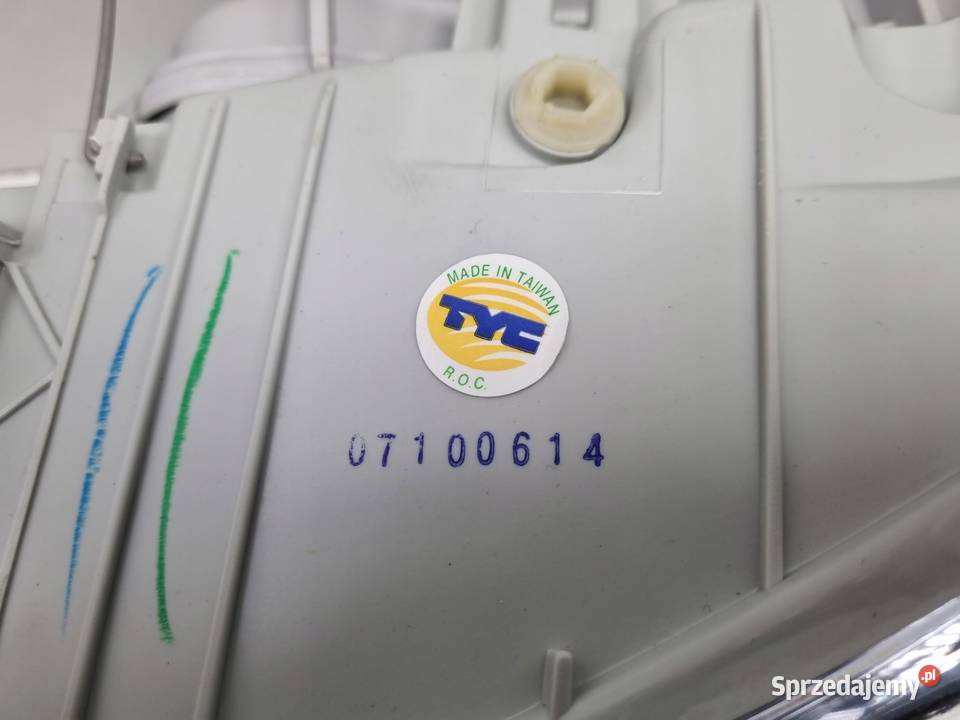 LAMPA LEWA Ford Mondeo II MK2 9600r PRZEDNIA sprzedam