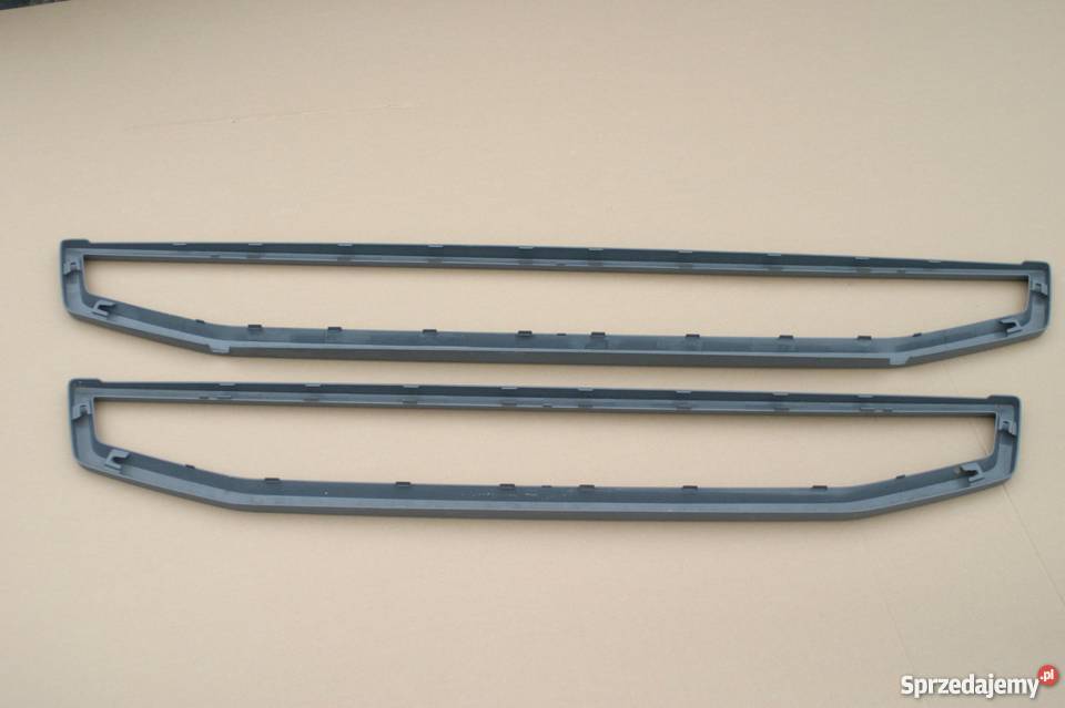 VOLVO FH 4 RAMKA GRILLA DOLNEGO STOPNIA NOWA ciężarowe Bieleń