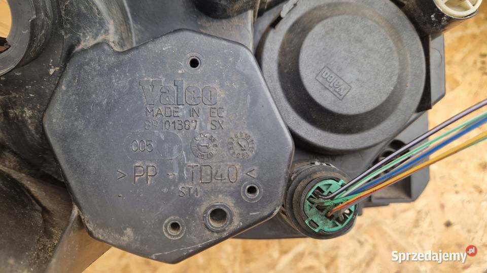 FIAT GRANDE PUNTO LAMPA LEWA PRZEDNIA PRZÓD EU Słowikowo