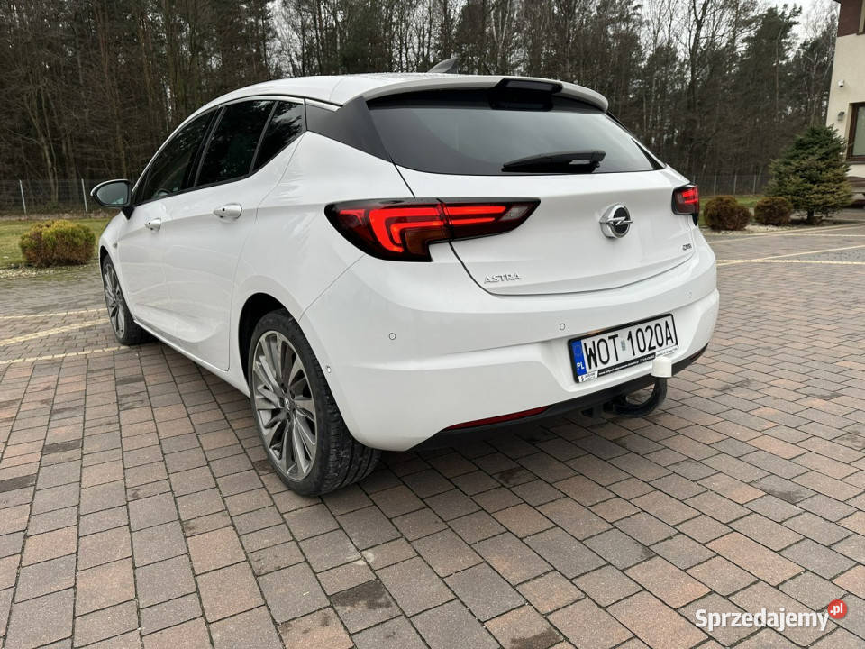 Opel Astra K 20152021 biały Lipówki