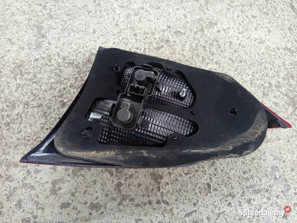 Lampa tylna lewa w klapę C 2 orginalna Rzeszów sprzedam