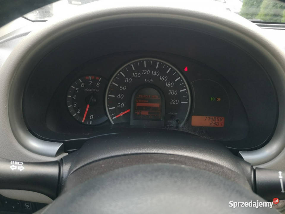 Nissan Micra 12 16v 80 Klimatr Panorama Navi autoalarm Strzegom