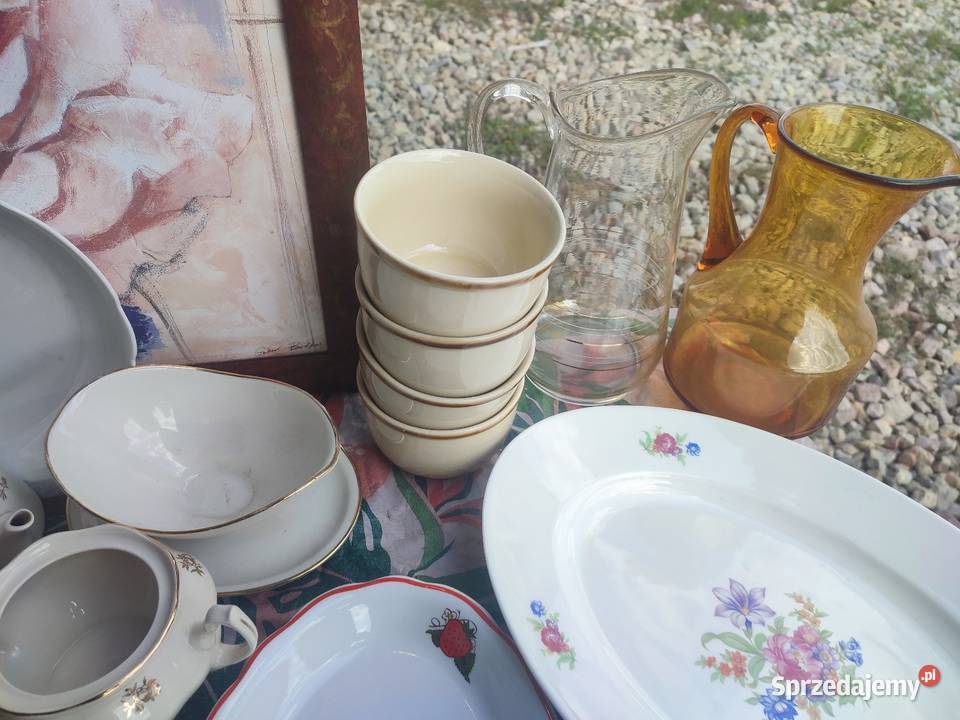 Wyprzedaż Szkło porcelana z czasów PRL
