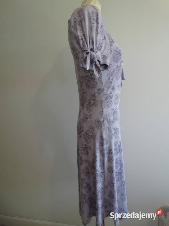 Sukienka Liliowa Kwiatowy Nadruk Rozkloszowana Łomża sprzedam