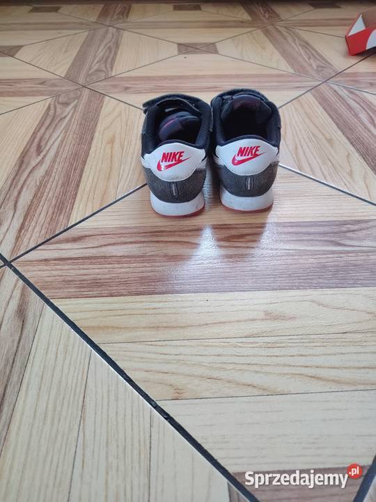 Buty Nike chłopięce 35 Rzepy Kalisz