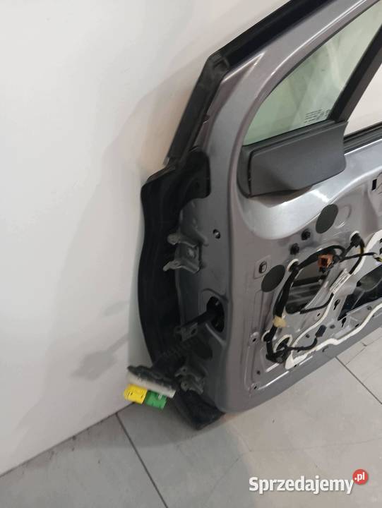 DRZWI PRAWE PRZÓD KCA Peugeot 2008 I 20132019
