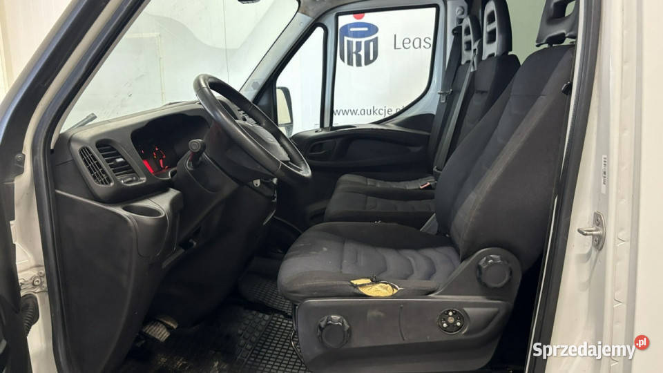 Iveco Daily 35S16 V 16V E6 35t 7osobowy mazowieckie Grójec