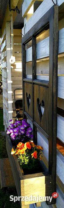 Donica drewniana jako okno kwietnik rustykalny świętokrzyskie