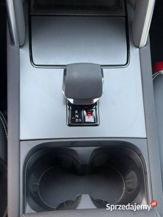 Land Rover Discovery Sport Discovery Sport 2024 17603km łódzkie Łódź sprzedam