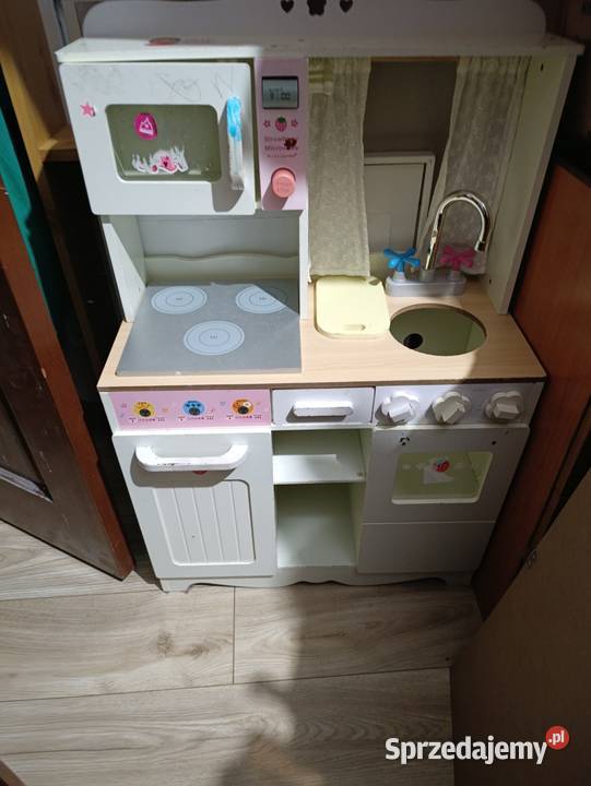 kuchnia drewniana dziewczynki Poznań