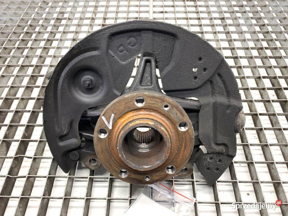 ZWROTNICA LEWY PRZÓD TOYOTA PROACE 15 131