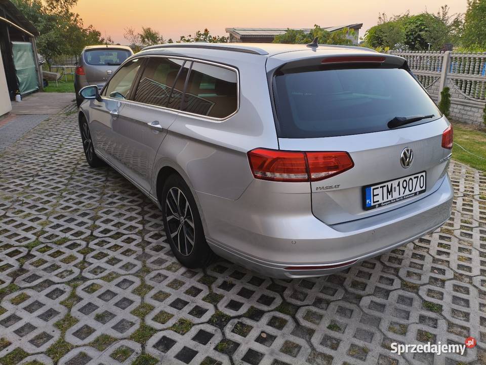 VW Passat B8 20 TDI DSG Bi LED Webasto Glinnik