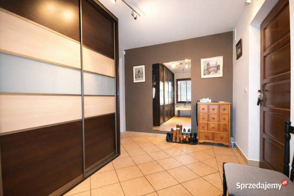 Mieszkanie Nałęczów 120m2 3pokojowe sprzedam