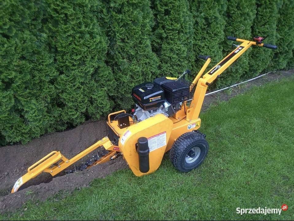 Wykop liniowy koparka łańcuchową pod nawodnienie Polska Nowa Wieś