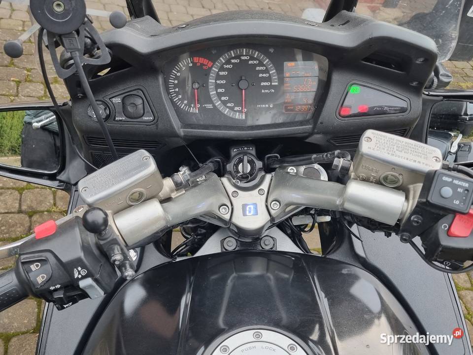 Honda ST1300 Pan European 2014 ABS 53 serwisie Rok produkcji 2014 Tomaszów Mazowiecki