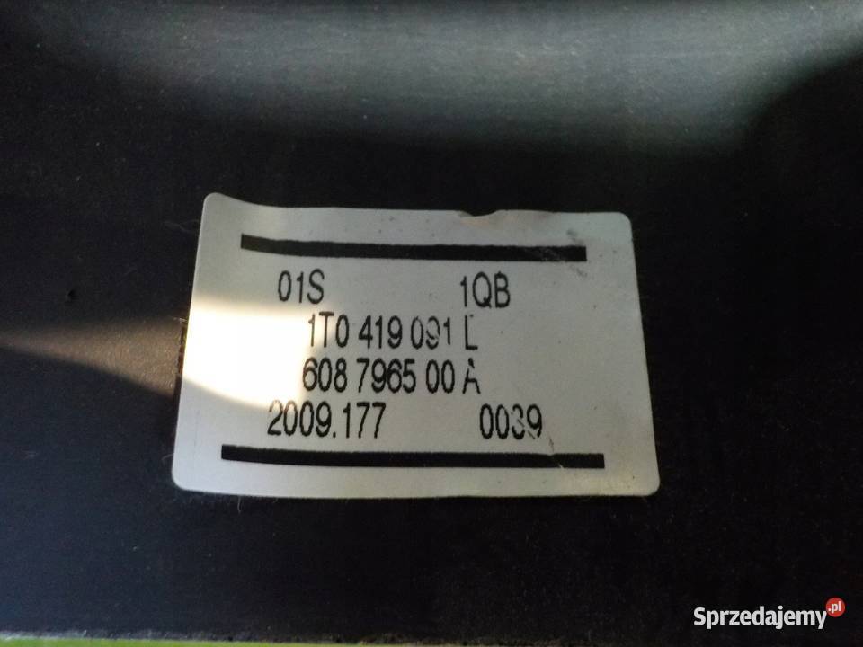 VW TOURAN I LIFT 20 TDI 09r kierownica skorzana Kierownice Suków