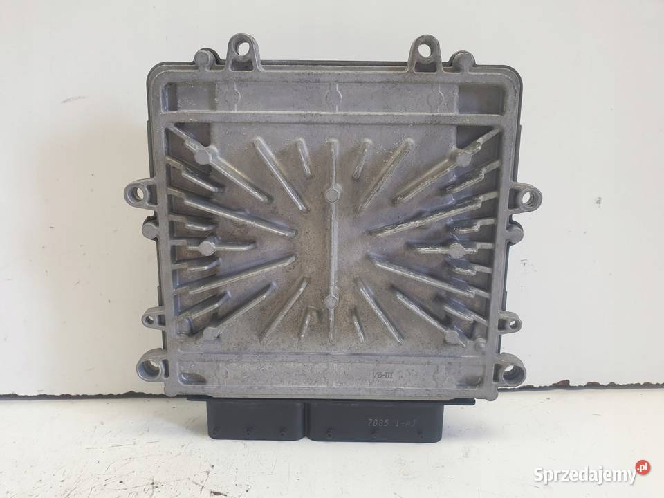 Volvo V70 III 20 D STEROWNIK SILNIKA komputer Chełm