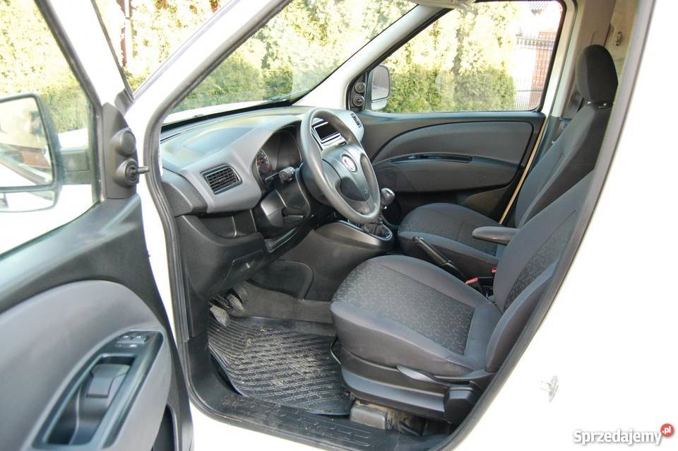 Na sprzedaż Fiat Doblo bialy Zawiercie