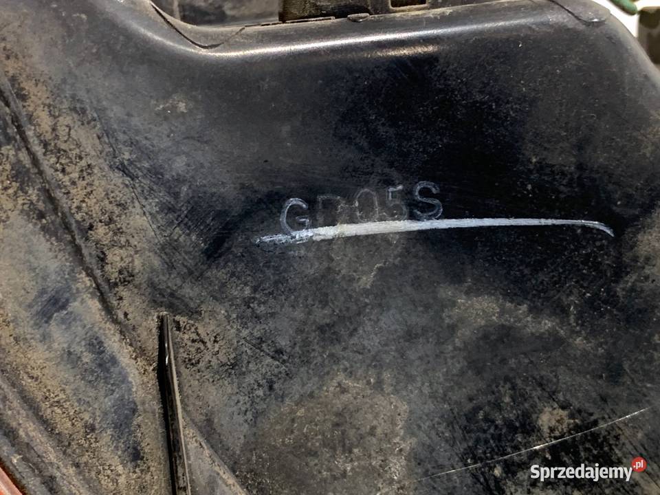 LAMPA PRAWY TYŁ MITSUBISHI OUTLANDER III SUV