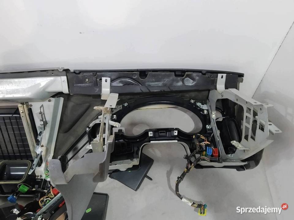 DESKA ROZDZIELCZA KOKPIT PULPIT DAF XF 20122016 sprzedam