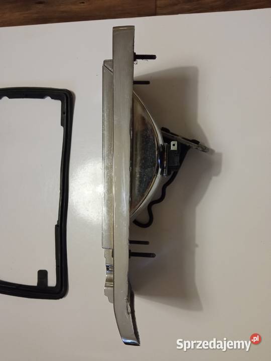 Lampy tylne Fiat 125p plus lewa uszczelka osobowe lubelskie Ryki