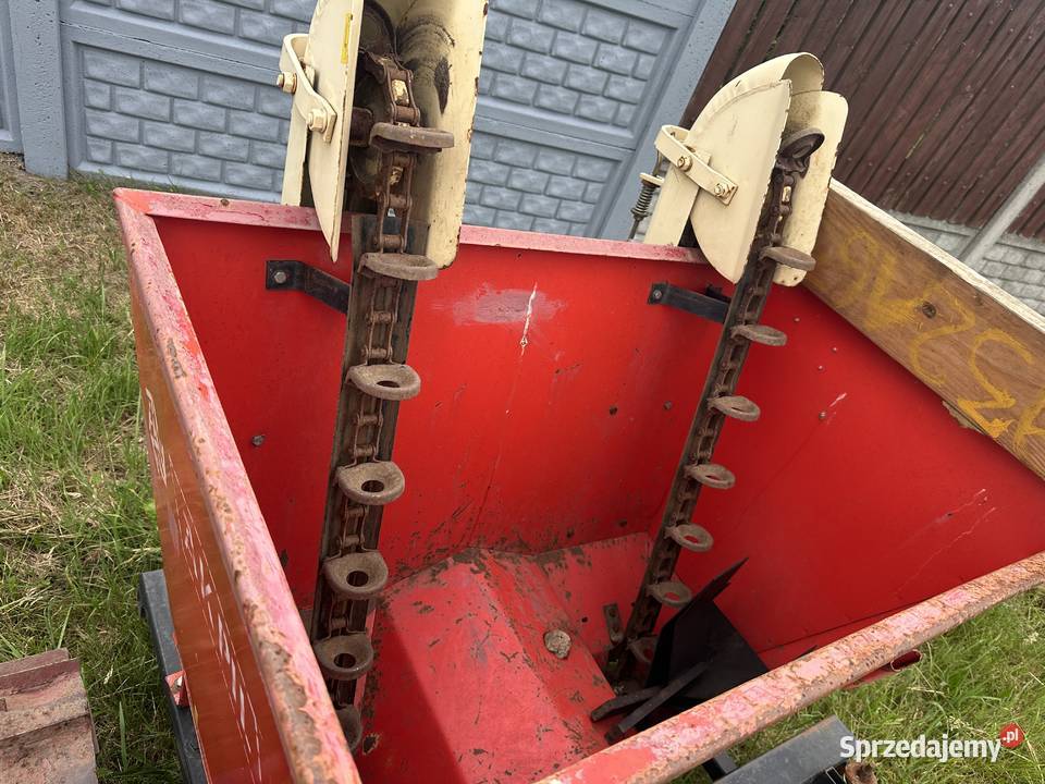 Sadzarka koszyczkowa do ziemniaków dwurzędowa Kucębów