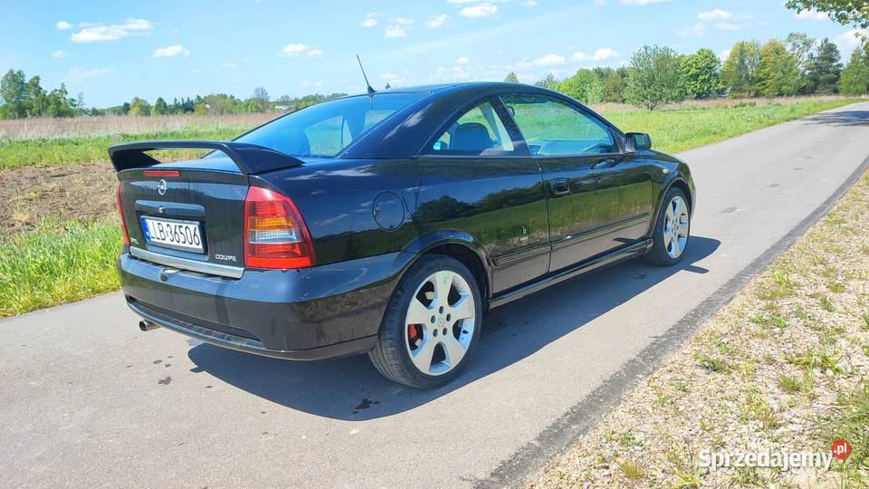 OPEL Astra Bertone 22 lpg czarny Astra Kozłówka