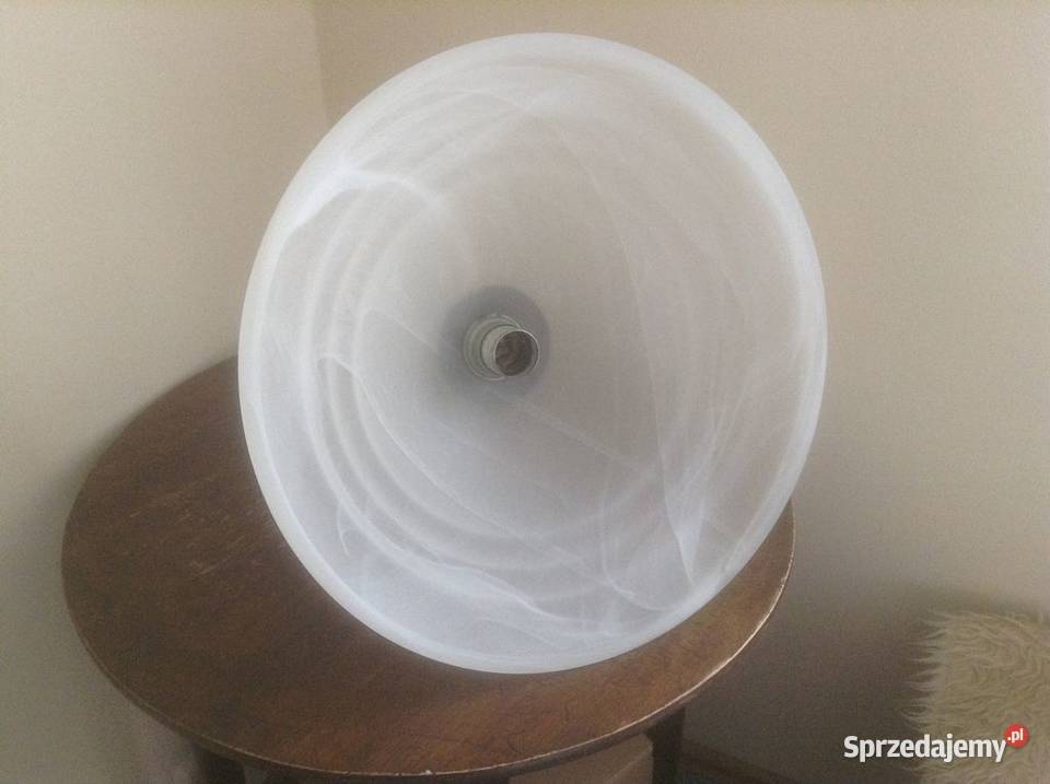 Lampa wisząca sufitowa ze szklanym kloszem Opole