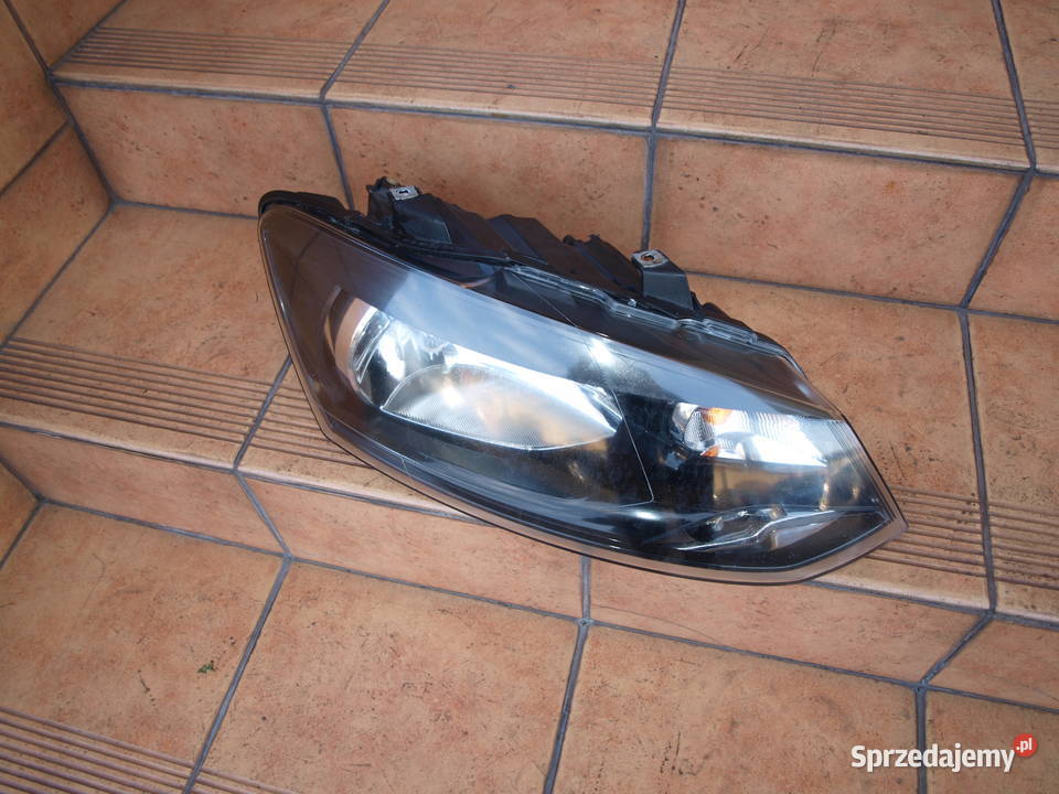 VW Polo lampa prawa przód 2009 2017r europa Kalisz