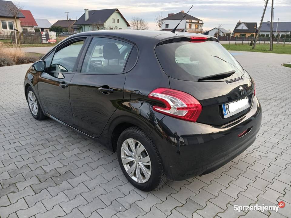 Peugeot 208 Przebieg 80 14 benzyna 2012 Manual