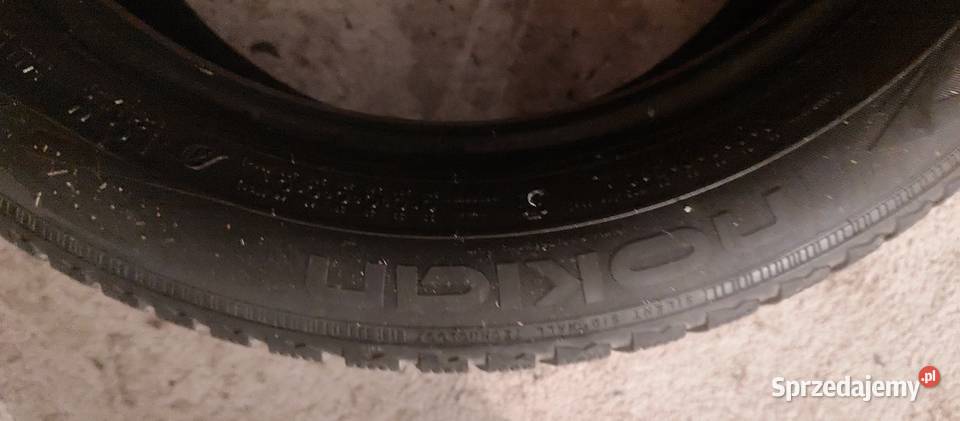 Opony zimowe Hankook Winter iCept Evo2 22550R17 225 Sanok