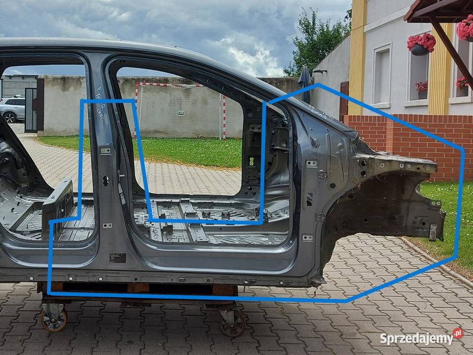 Skoda Enyaq 5LA iV60 ĆWIARTKA SŁUPEK PRAWY BOK