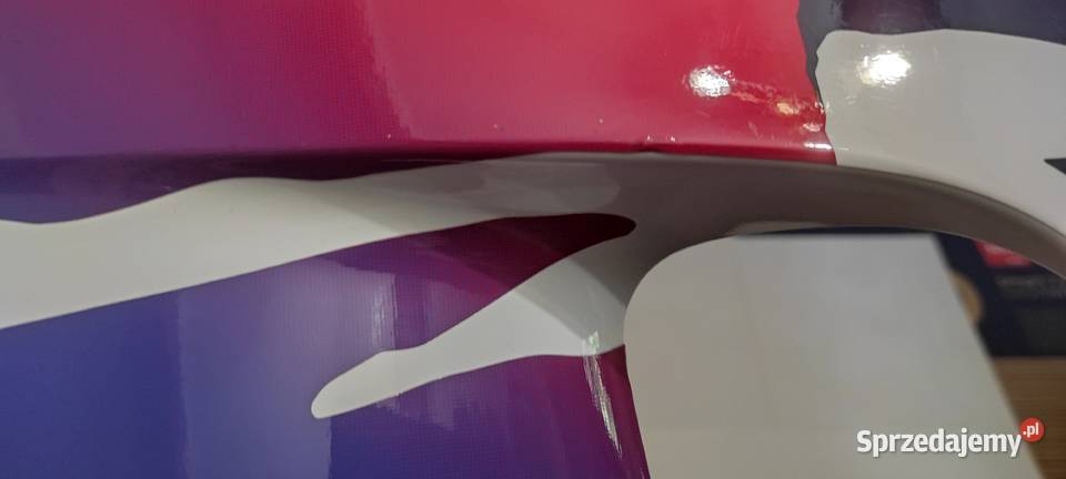 Honda CBR 900 SC 28 owiewka lewa bok plastik Elementy nadwozia