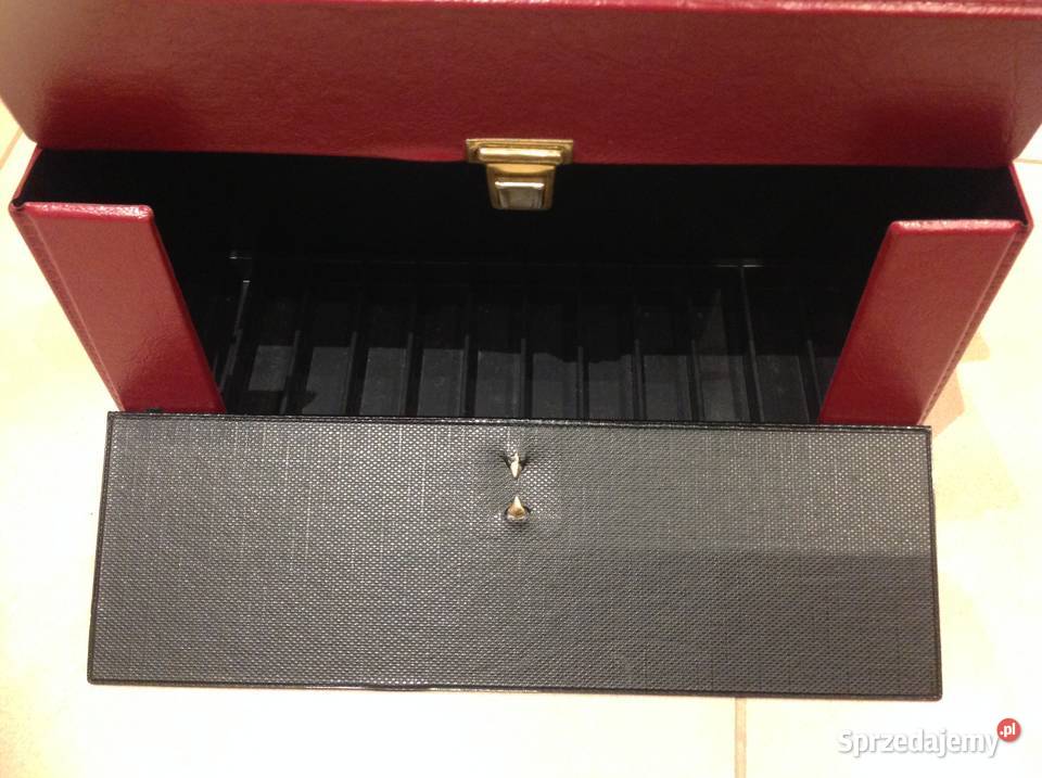 Walizka Box Etui Kuferek na Kasety 12 Pozostałe Nowa Sól sprzedam