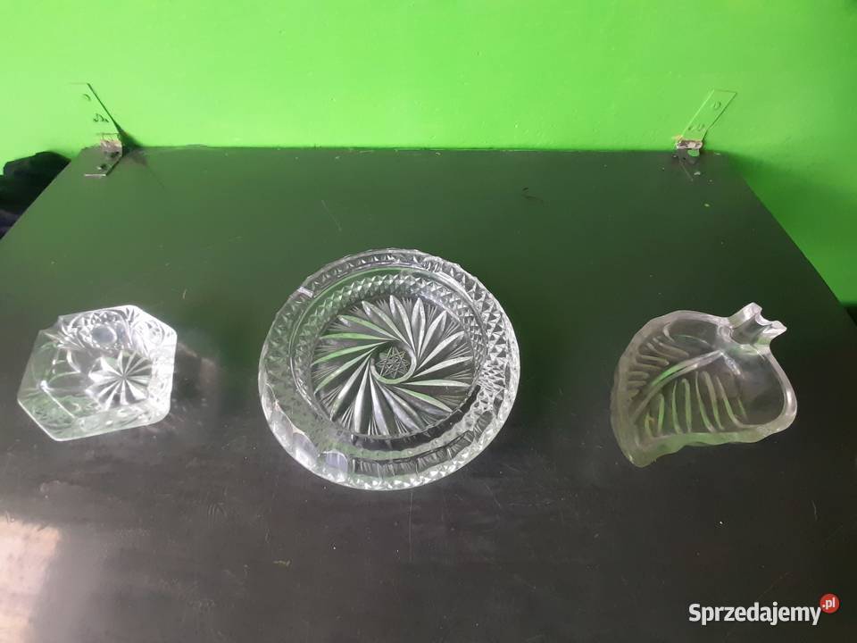 Popielniczki z papierośnicą kryształowe z PRL Oleśnica