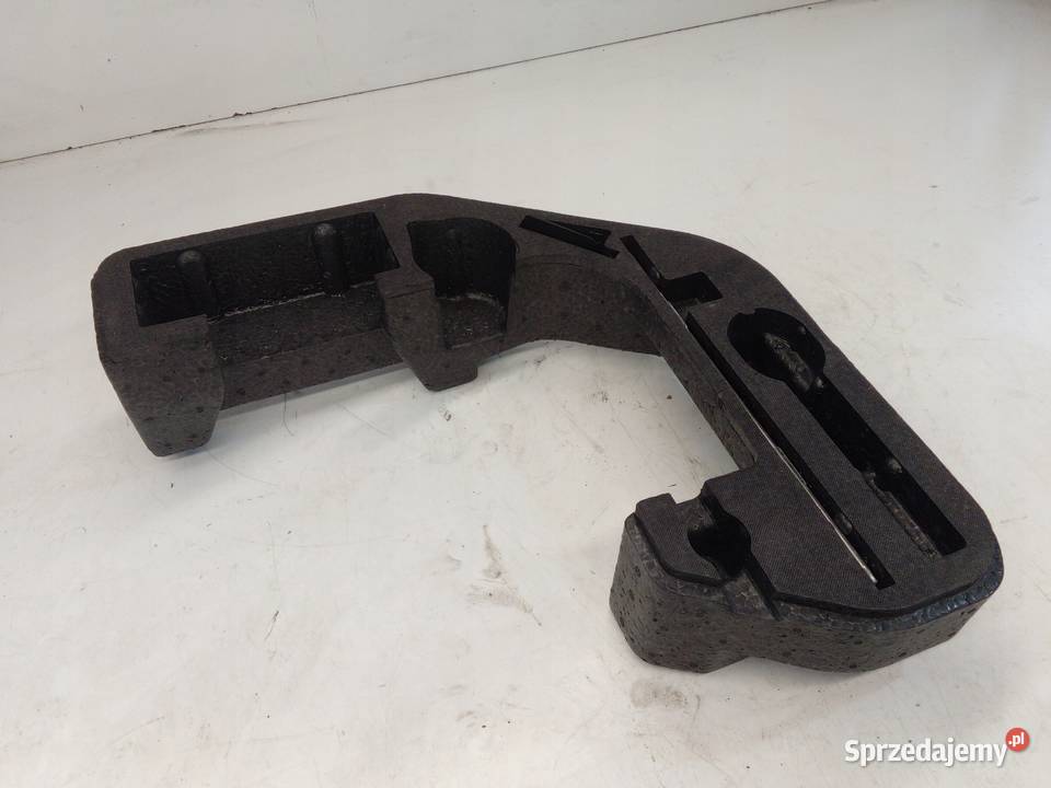 ZESTAW NAPRAWCZY WKŁADKA AUDI A4 A5 8T0012109 osobowe Przystajń sprzedam