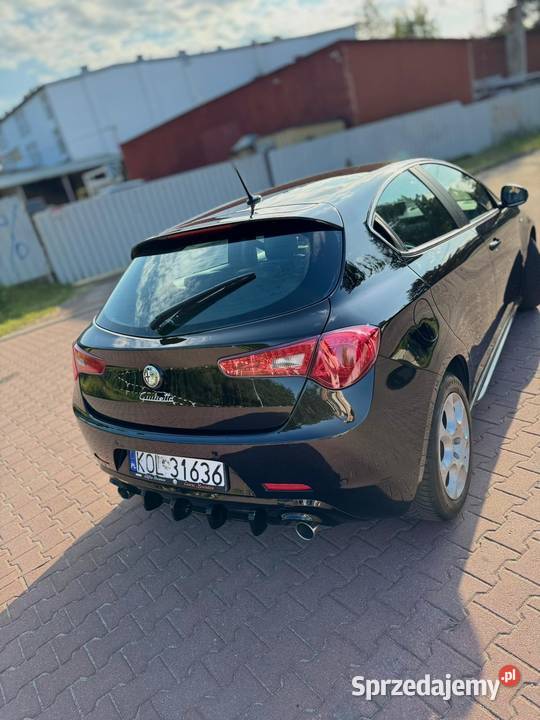 SprzedamAuto do lekkich poprawek lakierniczych manualna Sieniczno