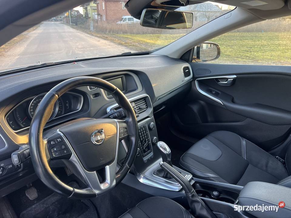 Volvo v40 2012r 16d panorama srebrny Komarówka Podlaska sprzedam