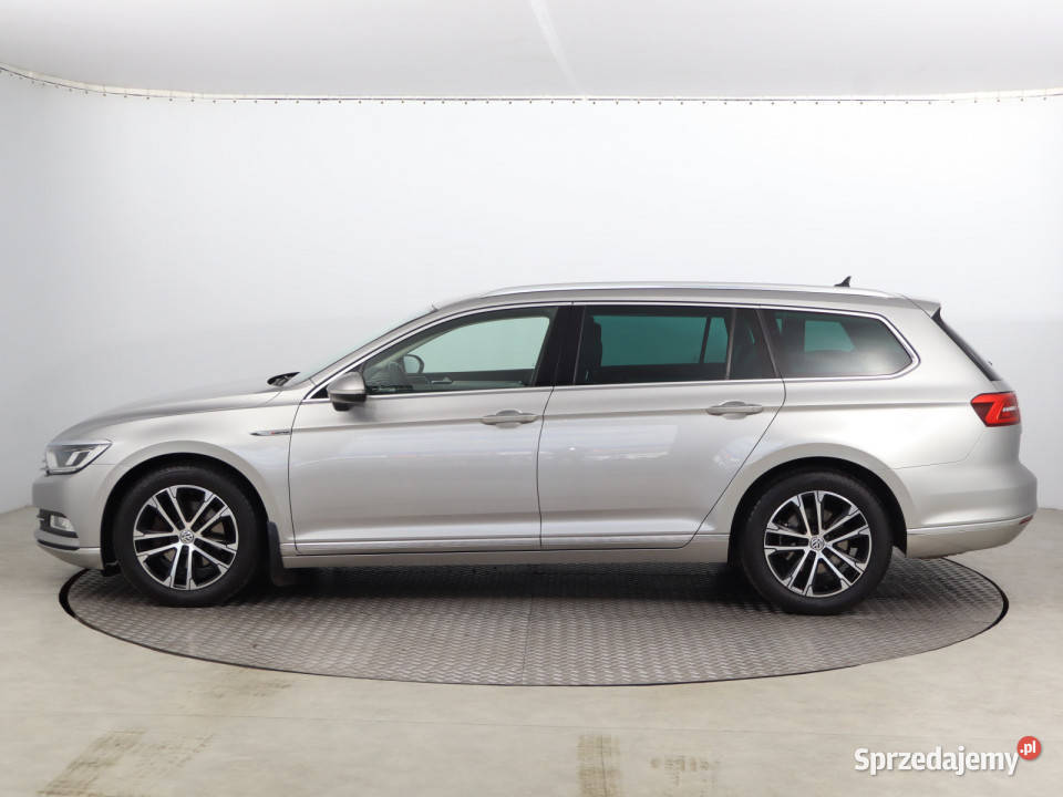 VW Passat 20 TDI isofix Passat Motoryzacja Bielany Wrocławskie