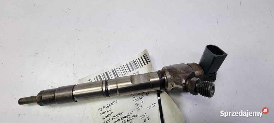 WTRYSKIWACZ VOLKSWAGEN PASSAT B8 04L130277AC Lipno sprzedam