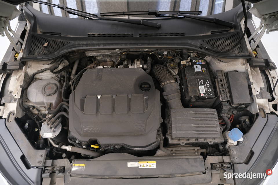 VOLKSWAGEN ARTEON 2020 196800 ccm 200 automatyczna Arteon mazowieckie Warszawa