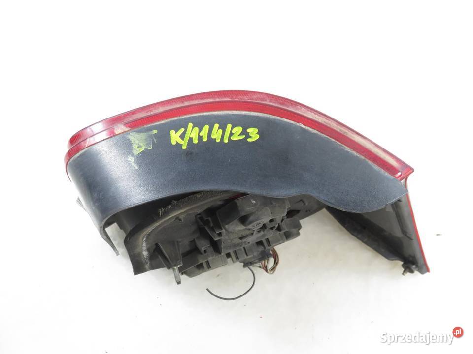 LAMPA LEWA TYLNA VW GOLF IV DYMIONA