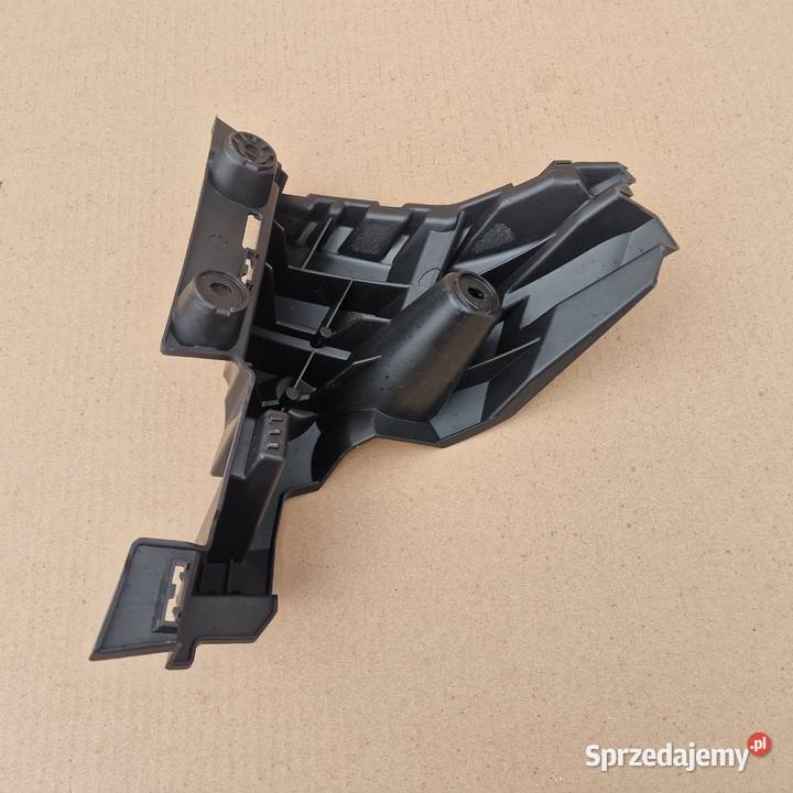 SKODA KAROQ ŚLIZG MOCOWANIE ZDERZAKA LEWY TYŁ osobowe Bieleń