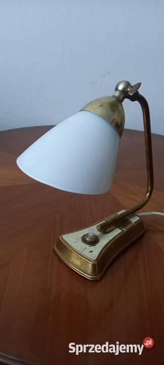 Małamosiężna lampka nocna z kloszem z lat 5060 Skierniewice