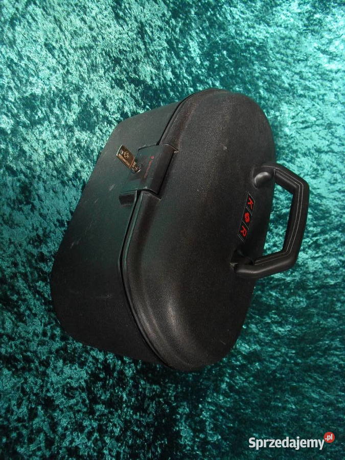 Zestaw narzędzi we francuskim kufrze Bielawa