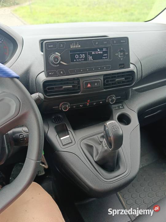 Peugeot Partner 1 5 euro 6 Niski przebieg Peugeot Grajewo sprzedam